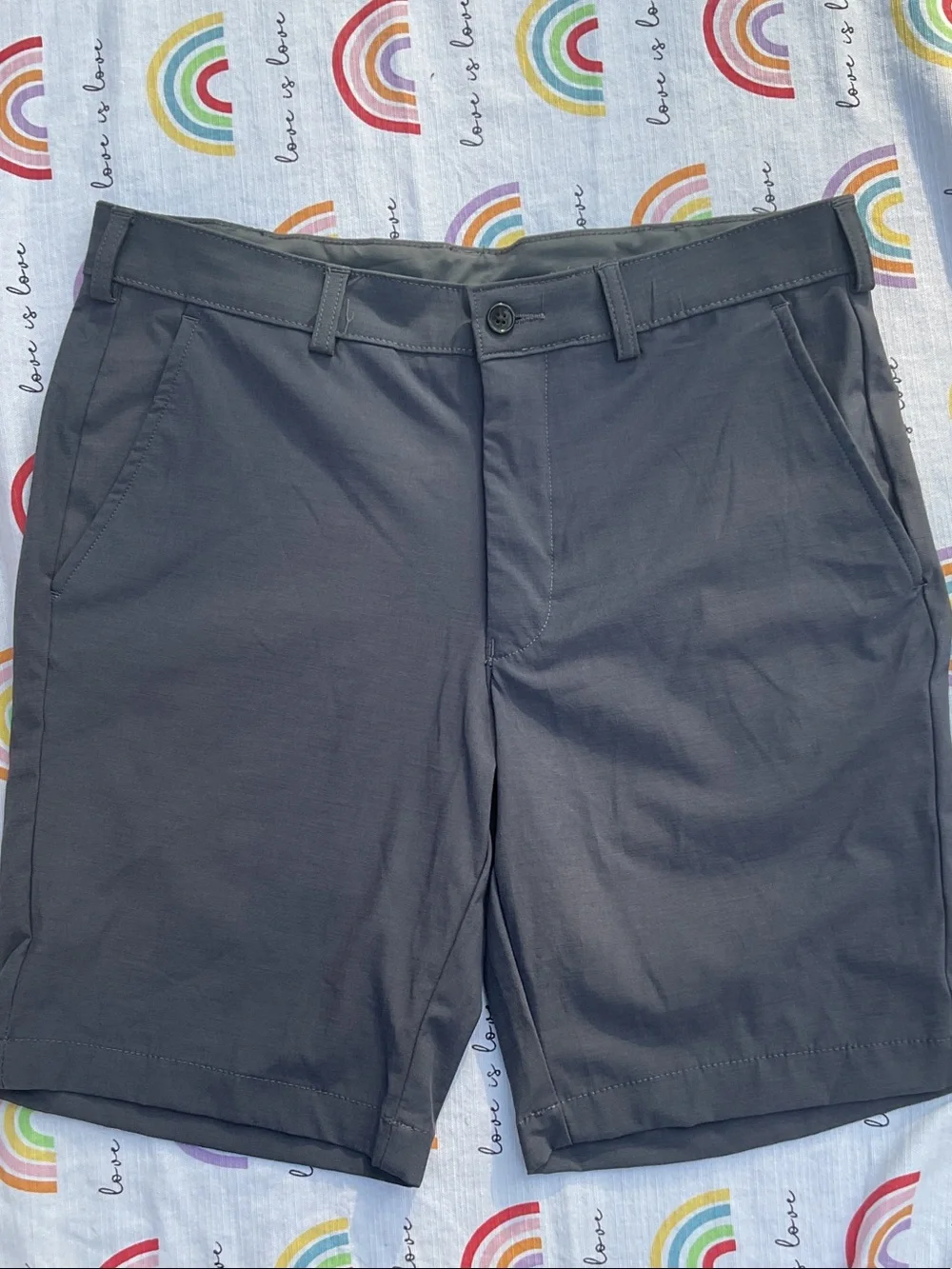 Izod Men's Flat Front Chino Shorts in Charcoal Gray